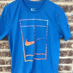 Nike Dri Fit Tennis shirt